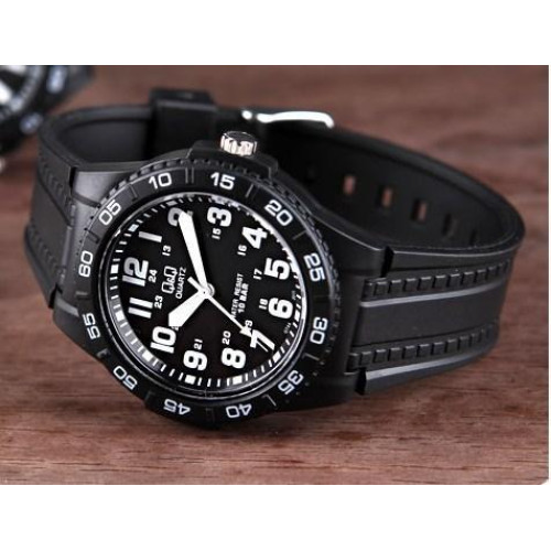 Часы Q&Q GT44J011Y 2