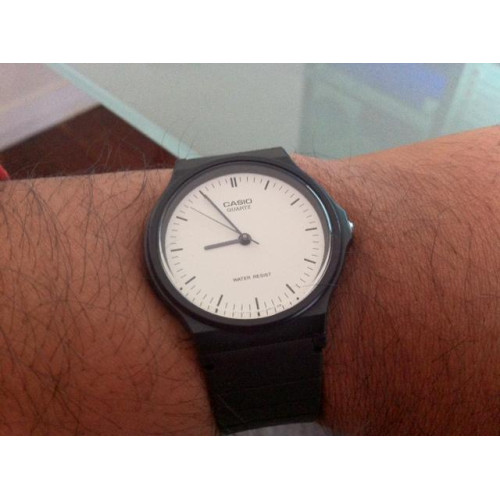 Часы Casio MQ-24-7EUL 2