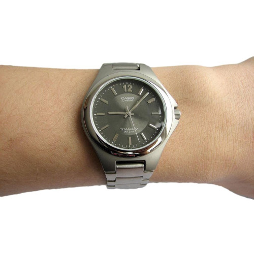 Часы Casio LIN-163-8AVEF 2 Часы Casio LIN-163-8AVEF 2