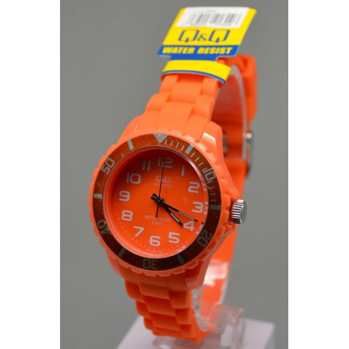 Часы Q&Q Z101J005Y 1