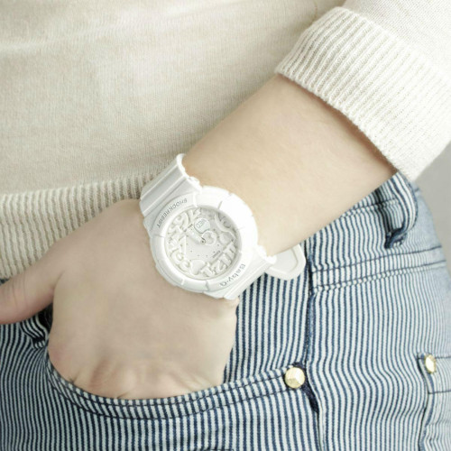 Часы Casio BGA-131-7BER 1
