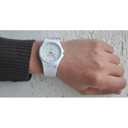 Часы Q&Q VQ66J007Y 2