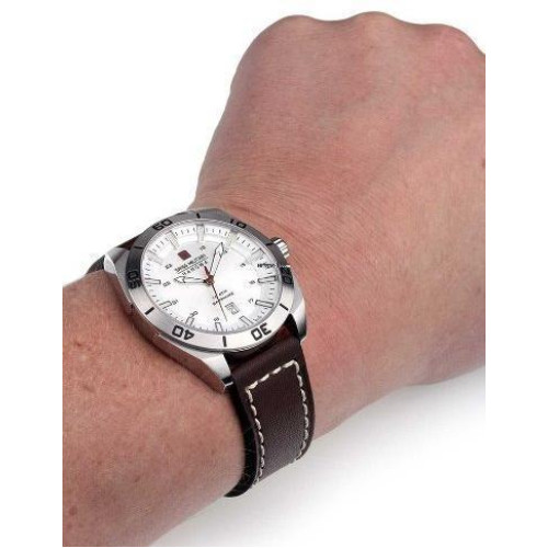 Часы Swiss Military Hanowa 06-4282.04.001 1