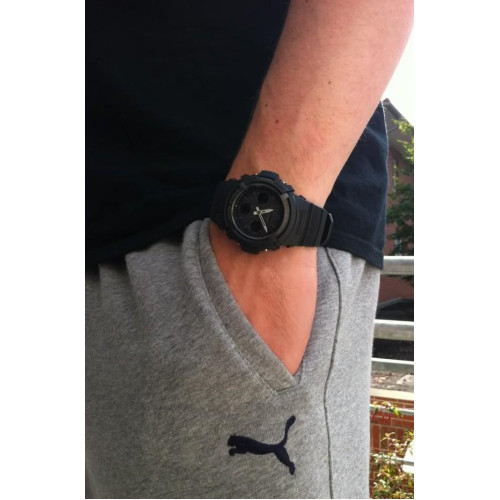 Часы Casio AWG-M100B-1AER 1