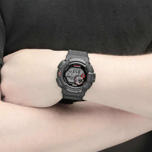 Часы Casio G-9300-1ER 1