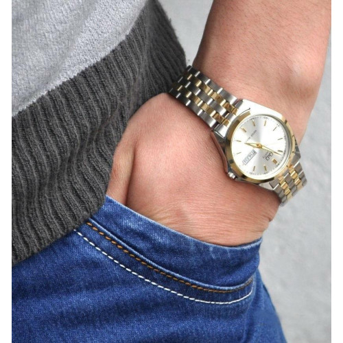 Часы Q&Q A156-401Y 1