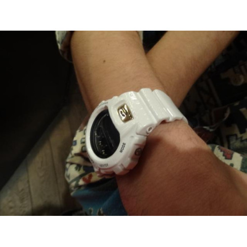 Часы Casio DW-6900CR-7ER 1